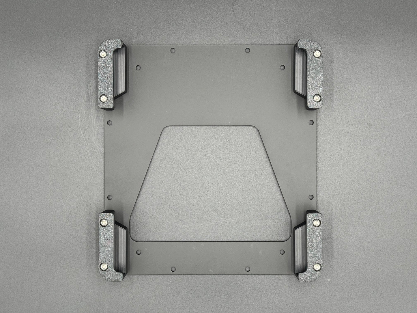 Soporte Striker para Starlink Mini