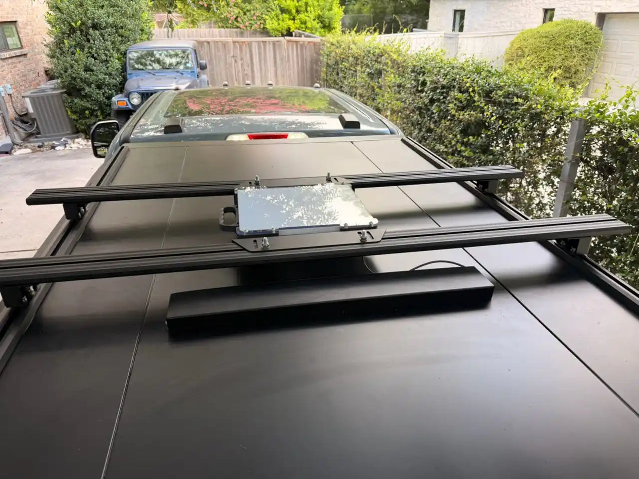 Starlink Mini low profile launch pad on roof rack